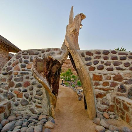 Brandberg White Lady Lodge Uis Extérieur photo