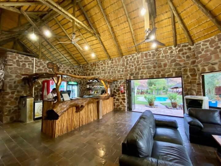 Brandberg White Lady Lodge Uis Extérieur photo