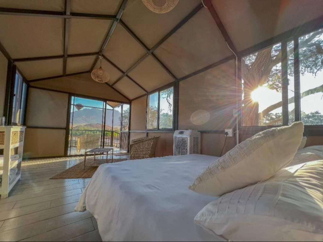 Brandberg White Lady Lodge Uis Extérieur photo