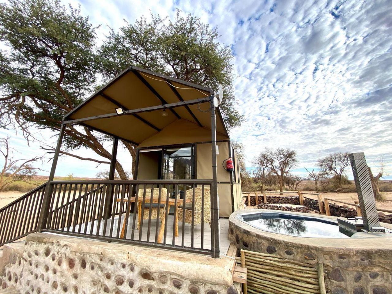 Brandberg White Lady Lodge Uis Extérieur photo