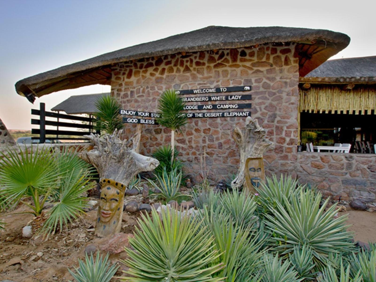 Brandberg White Lady Lodge Uis Extérieur photo
