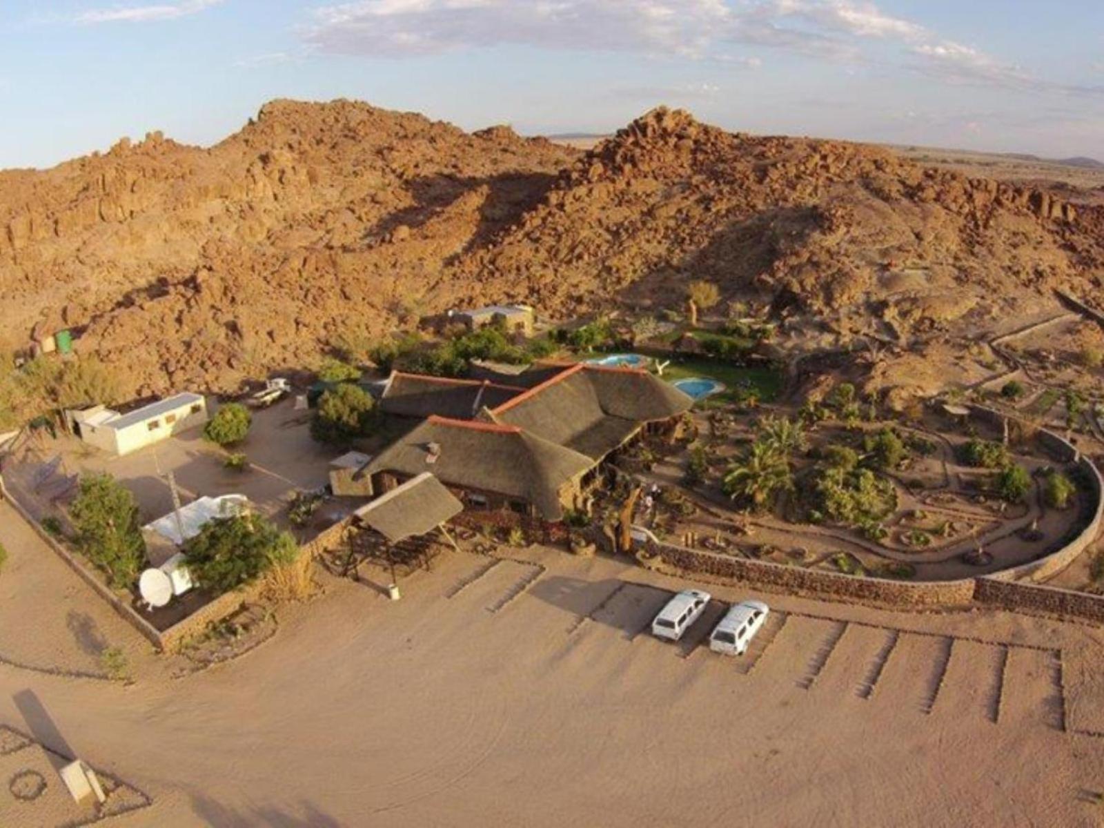 Brandberg White Lady Lodge Uis Extérieur photo